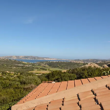 1 Bedroom Beautiful In *